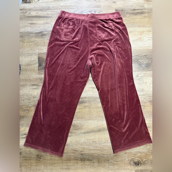 Juicy Couture Velour Tracksuit - Picture 7 of 12